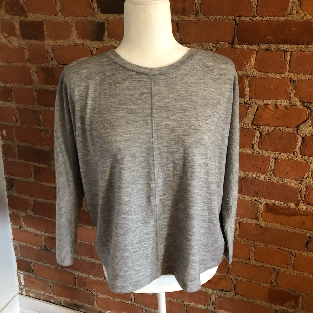 NWOT Tahari Sweater